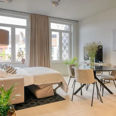 Light-filled Haven In * Gent